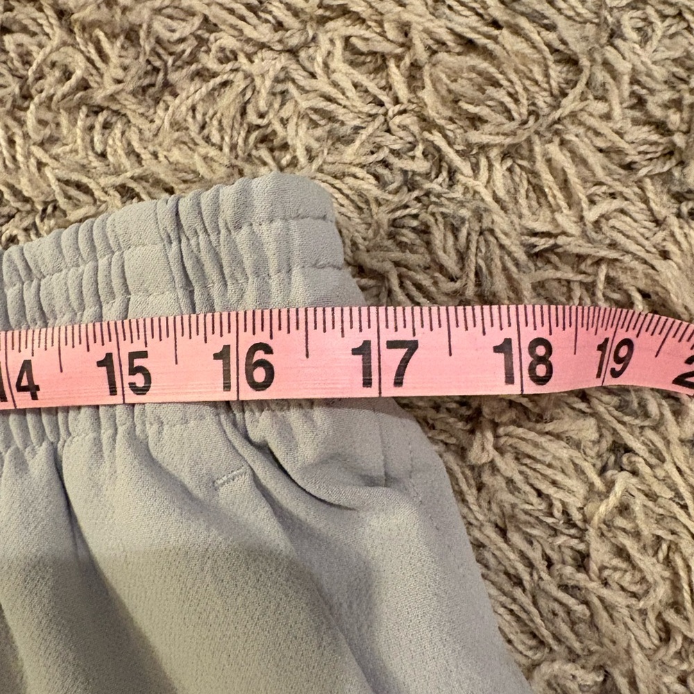 Wilfred Lodge Pants size large slacks aritzia - Picture 10 of 10